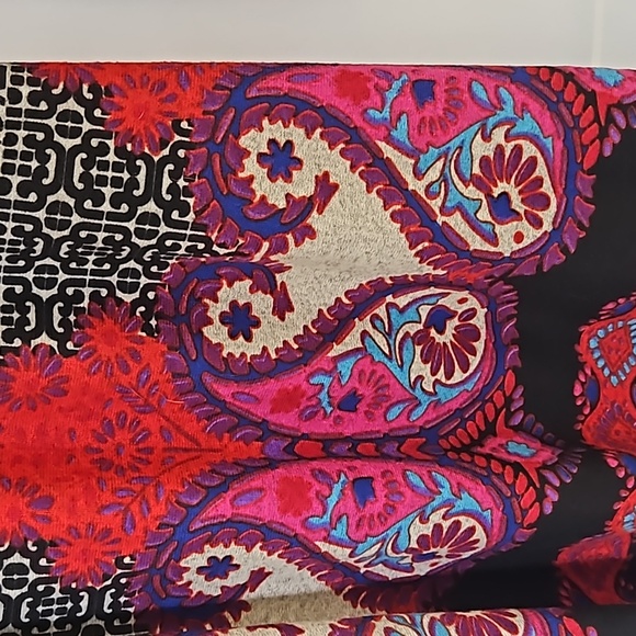 Colorful dress with beautifully stitched neckline and braided tie with bead ends - Picture 3 of 7